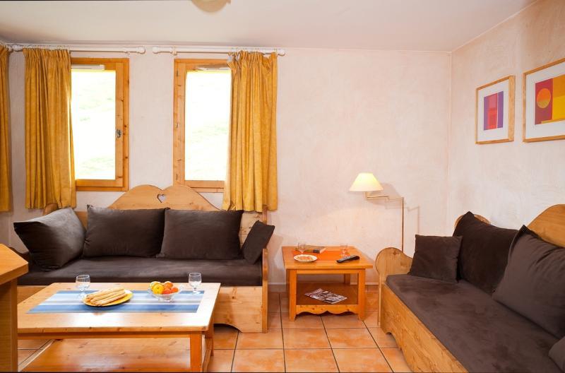 Madame Vacances Les Chalets Du Praz ラ・プラーニュ エクステリア 写真
