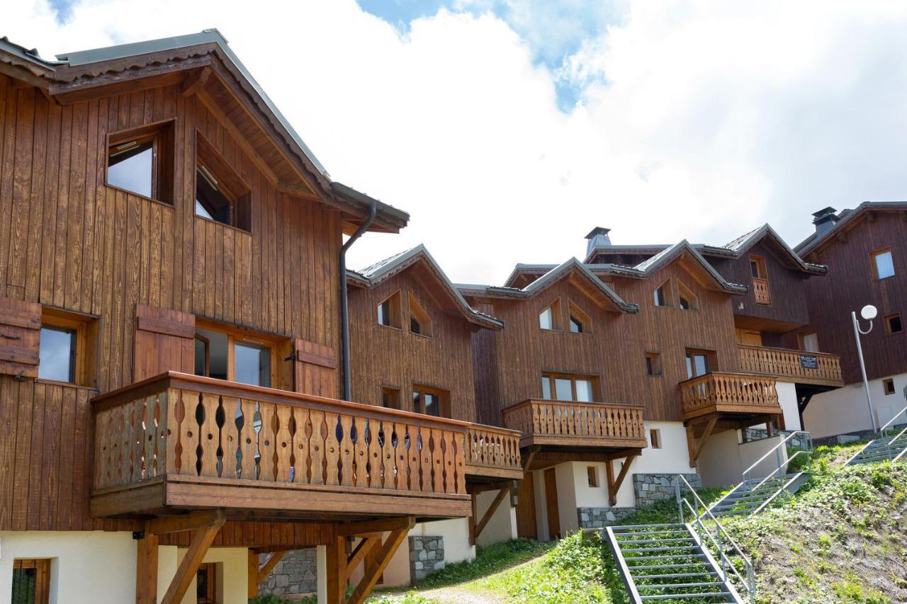 Madame Vacances Les Chalets Du Praz ラ・プラーニュ エクステリア 写真