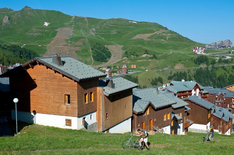 Madame Vacances Les Chalets Du Praz ラ・プラーニュ エクステリア 写真